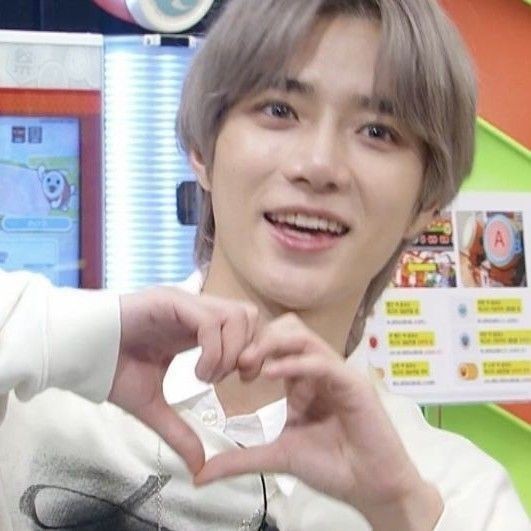 yjunstuffj's tweet image. A pessoa que literalmente pesquisou tudo sobre ele viu todos os momentos dele é literalmente me apaixonei eu te peço desculpas Beomgyu por ser aquela menina idiota e eu ainda hoje não te mereço