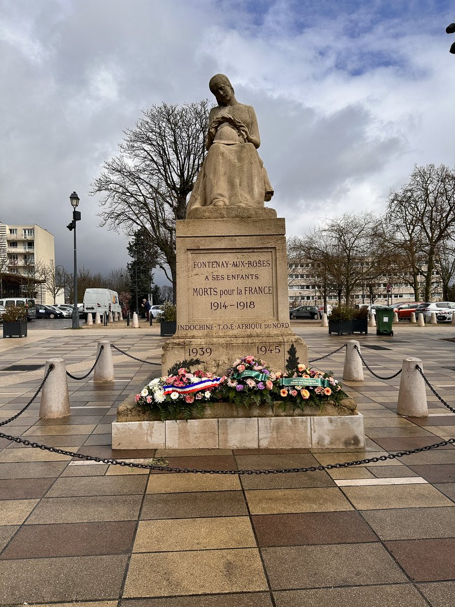 De #fontenayauxroses  à l Arc de Triomphe , 61 ans après les #accordsevian et le cessez-le-feu en Algérie , des commémorations essentiels pour le Devoir de Mémoire, aux côtés de la Fnaca et  des tous les anciens combattants.