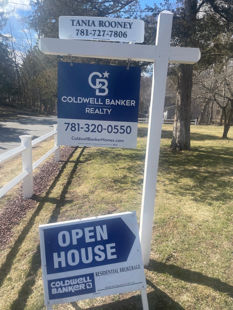 TaniaRealtor's tweet photo. Busy busy OH at 55 Salisbury Drive! Open until 3:30pm. (@ Westwood, MA in MA) https://t.co/e7ygyzBvNq https://t.co/qRtEo2JWro