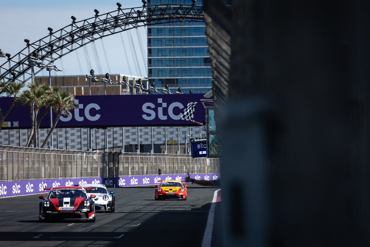PorscheSprint's tweet photo. Harry King won the last race of the #PSCME 2022/23 season, held in Jeddah as a support race to the @F1 STC @SaudiArabianGP 2023. The Brit crossed the finish line first for the second time this weekend, ahead of Bastian and Lucas, who came home third.
#LechnerRacing #Porsche https://t.co/U8AhQYqaDg