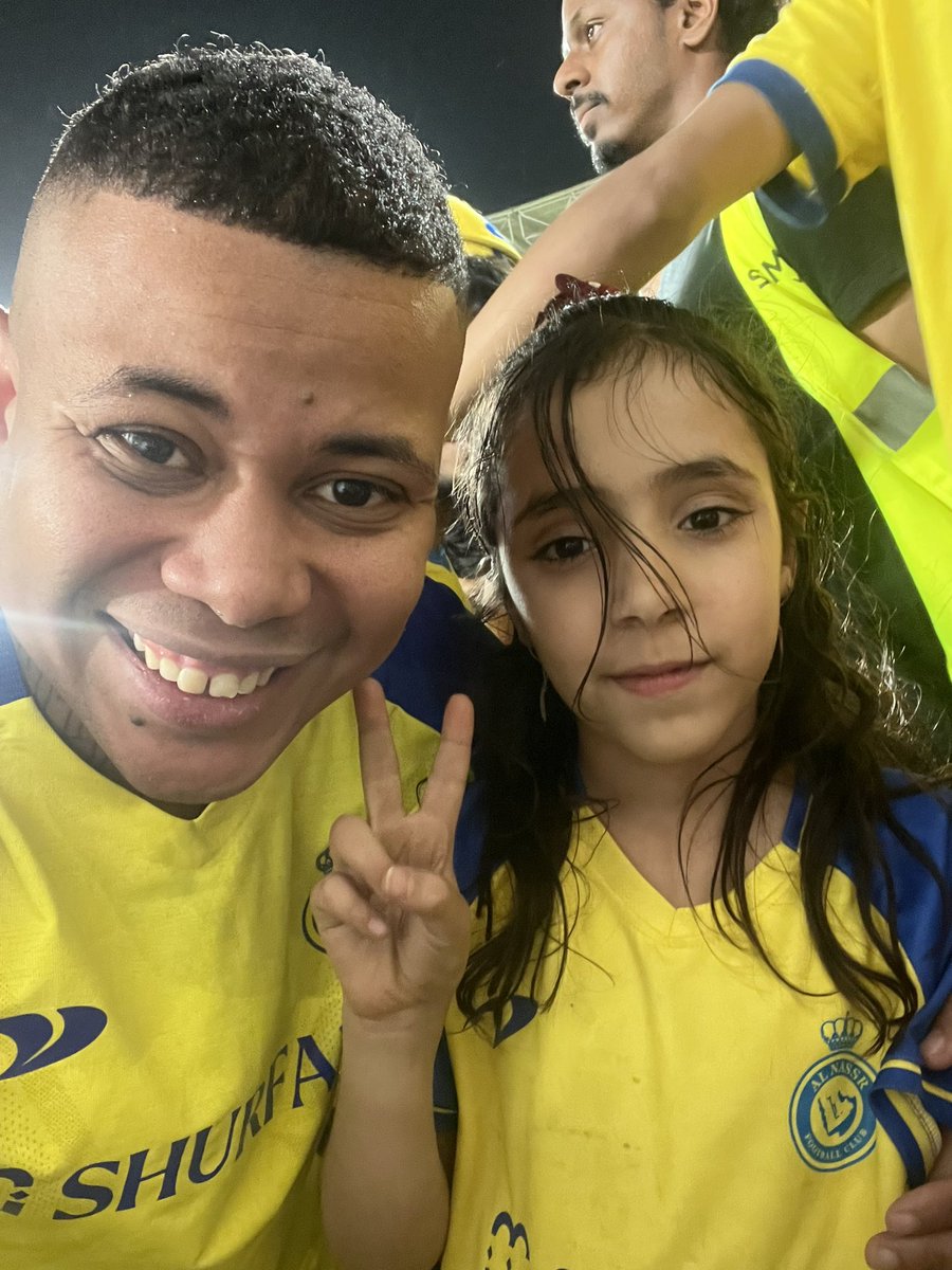 Gabriel Nascimento On Twitter عندما اكون بين مشجعين النصر اشعر باني