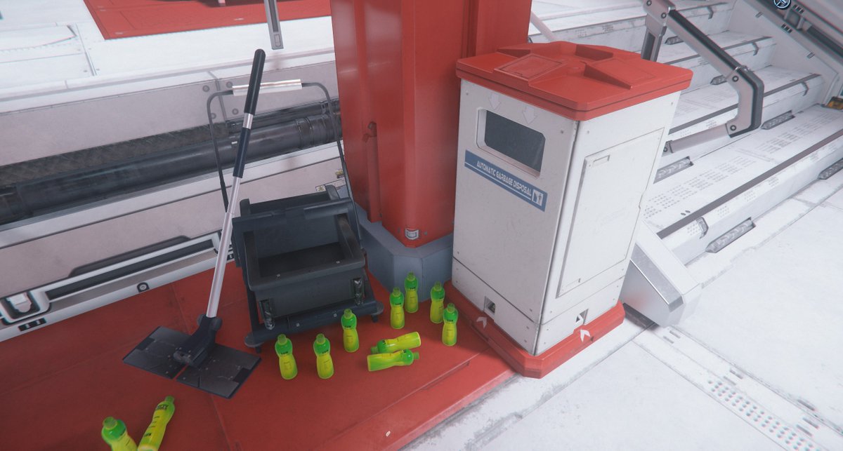 hey <a href="/RobertsSpaceInd/">Star Citizen</a> , your Automatic Garbage Disposal is not automatic. #Port_Olisar #StarCitizen #recycling