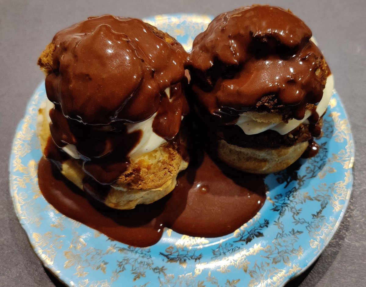 Not sure my plating up is any more professional, but #ChezVousGrady by <a href="/GradyAtkins/">Grady</a> as sensational as ever. Best paté I've ever eaten!