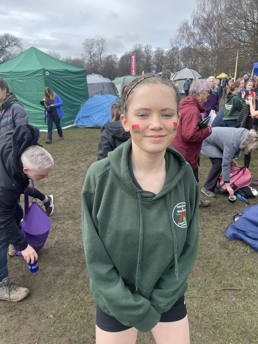 louise collins tweet media