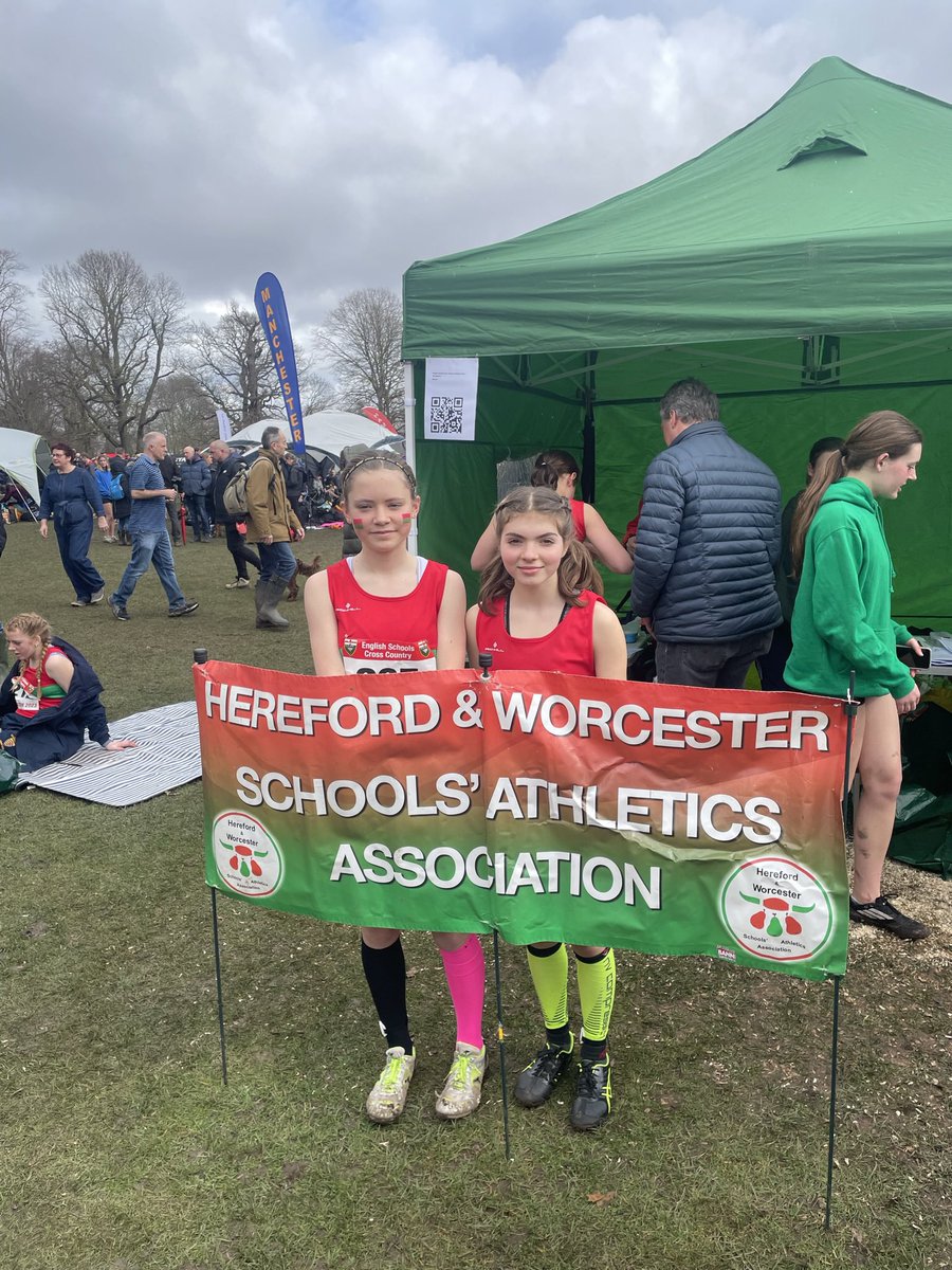 louise collins tweet media