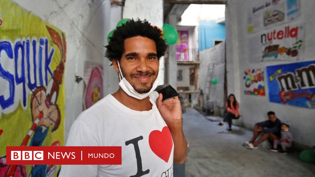 cuba_albert's tweet photo. @GuerreroCubano2 Cuando tu hablas de democracia y odiadores porque tanbien no criticas al govierno cubano que te paga por hablar basura por que son Los perfectos que no competent erores y condenan  a la juventud que no esta de acuerdo con Lo blancos rasistas y burgeses del PCC y la Familia Castro https://t.co/y6ZYa1bBiV