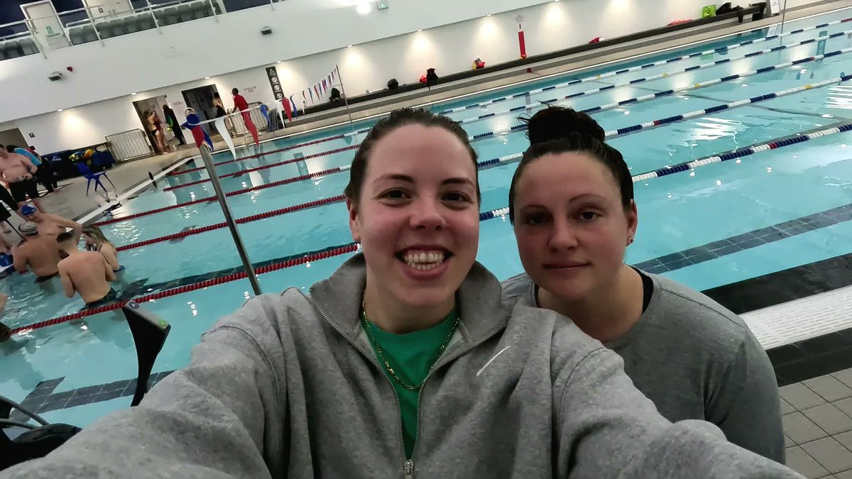 LaurenAQuigley's tweet image. What better way to celebrate one year at @ManchesterTri than swimming 10km (100x100s) with the team 🫶 huge well done everyone!

Special mention to @laurencooke777 who completed her set of 50x100s 🤩 so proud!

#quigleysport #mantri #manchestertriclub #swim #10km