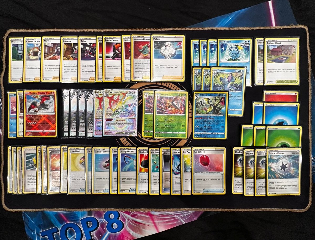 SouldiasTCG's tweet photo. Got top 8 at Utrecht with ArcIntel Bees!
This was my first event of the season, so finishing it as 1st seed into top 8 felt amazing. The deck was really solid and lots of fun, and all my opponents were outstanding. Thank you for everyone who supported me this weekend 🐝 https://t.co/iMkBilLte2