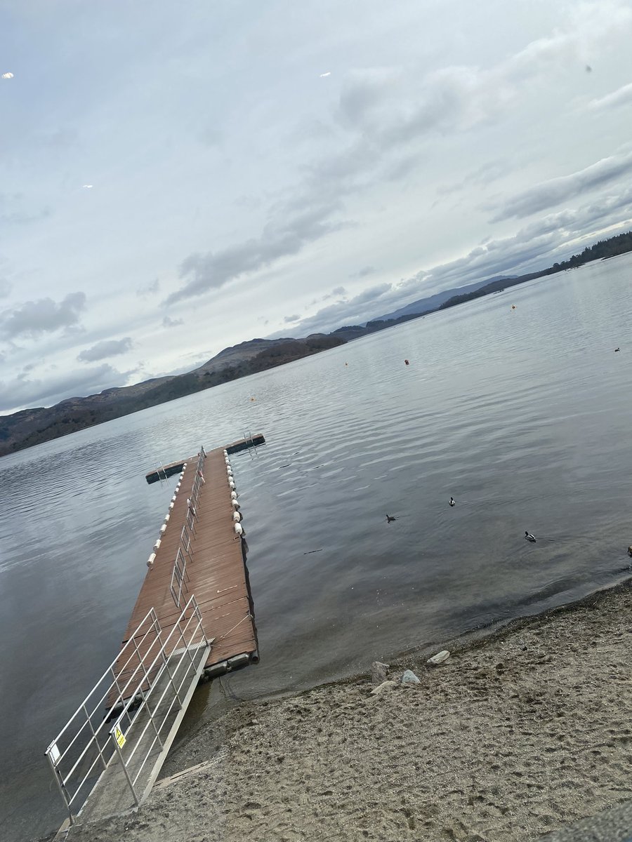 sammy_smith1's tweet photo. Lunch with a view https://t.co/peGcYsx1sx