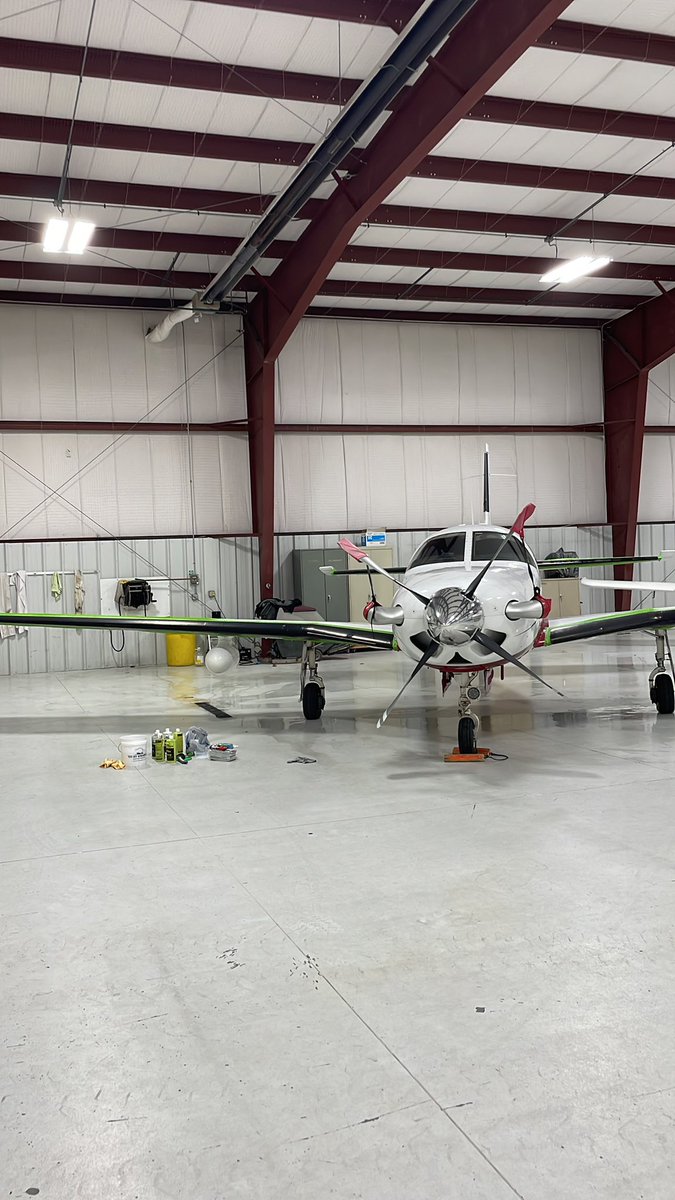 bradbellotte's tweet photo. Scrubbed my Boston trip today. It’s a good day to stay in and do maintenance.  Gotta give the de-ice boots a little love today.                     #piper #meridian #pipermeridian #N951TB #pilot #airplane https://t.co/uGn278GOPL