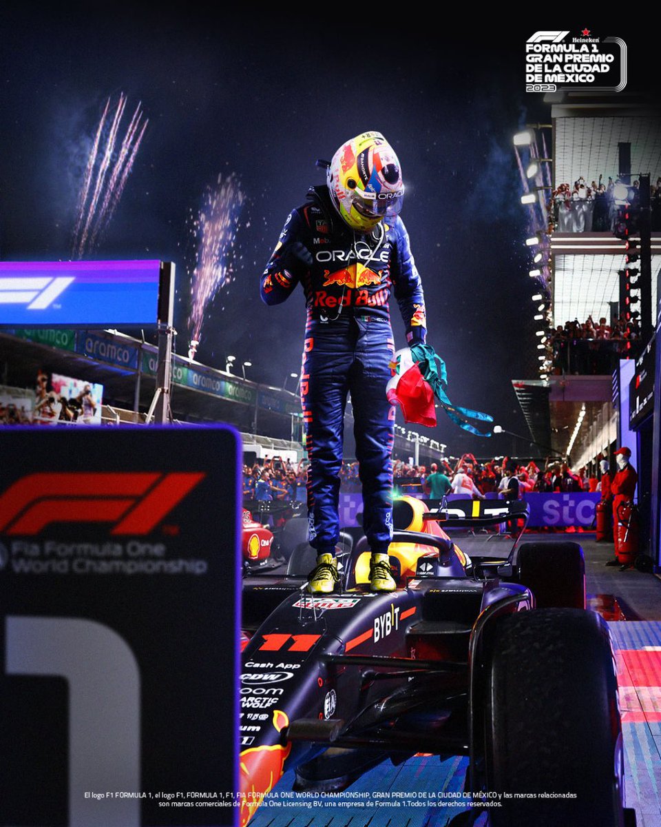 ChecoPerezDios's tweet photo. ¡Ya son CINCO victorias de Checo Pérez en la Fórmula 1 y CUATRO como piloto de Red Bull!

2020 SAKHIR 🇧🇭

2021 AZERBAIYÁN 🇦🇿

2022 MÓNACO 🇲🇨
2022 SINGAPUR 🇸🇬

2023 ARABIA SAUDITA 🇸🇦

Cuatro años seguidos ganando en la Fórmula 1. Leyenda. https://t.co/9DTva2Tbso