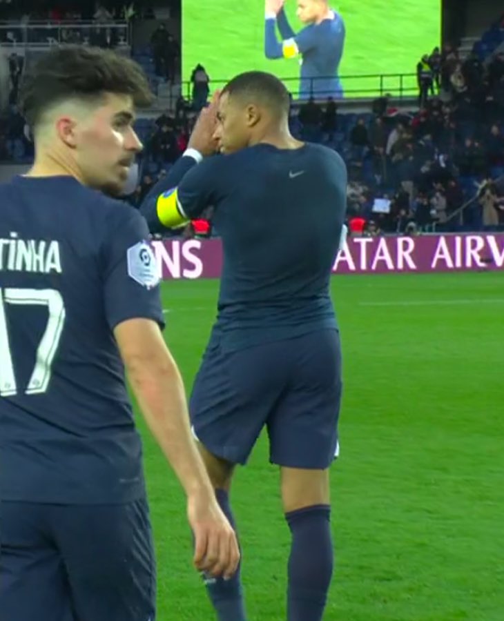 CFC_Janty's tweet photo. We all know the outrage there would be if this was Cristiano Ronaldo. https://t.co/TOi2QPZ8sC