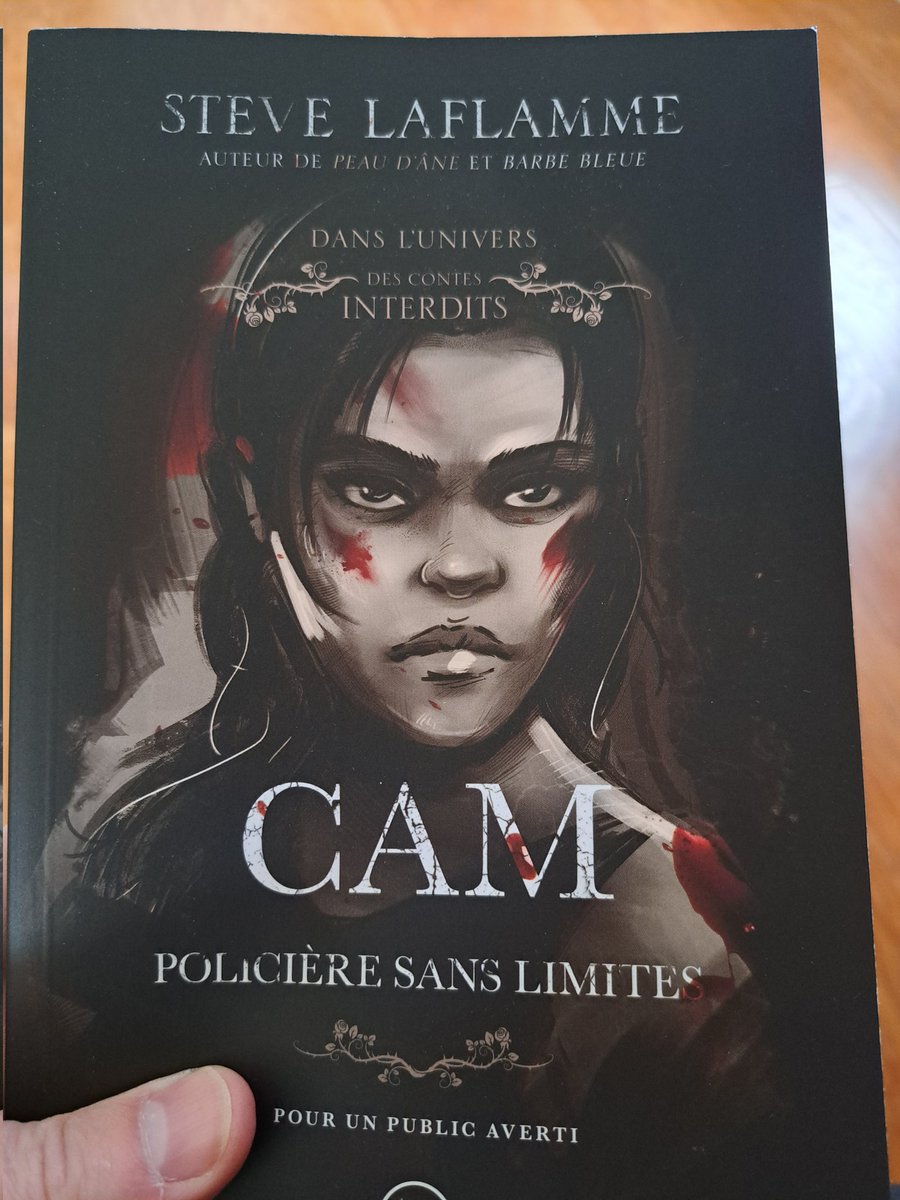 Lecture terminée. Excellent roman policier du toujours très bon @auteurthriller . J'aime bien cette idée d'histoires dérivées de la série Contes interdits qui tournent autour d'un personnage secondaire d'un autre roman de l'auteur. 
#auteursquébécois
#livresquébécois