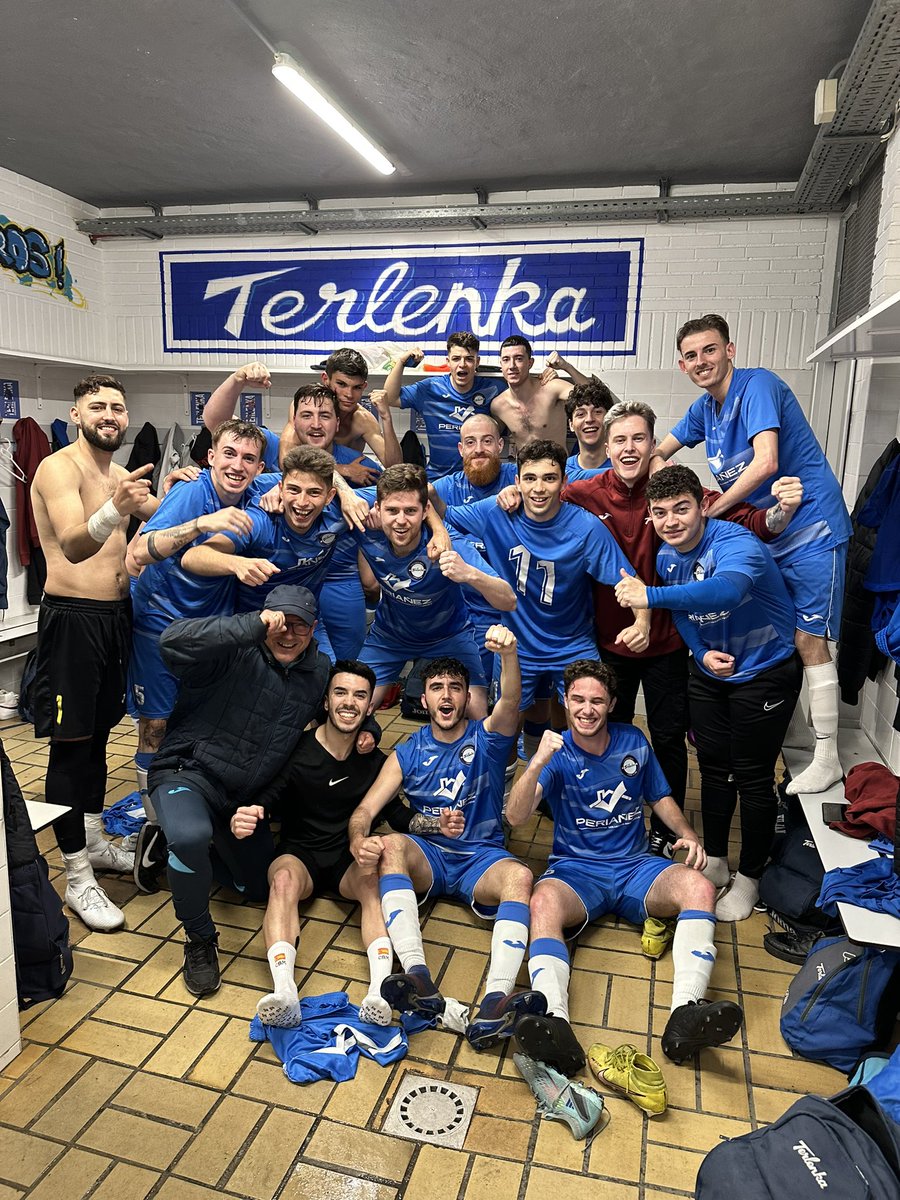 CBTERLENKA's tweet photo. FINAL! AMATER B 4 @cfvallirana 2
#equipdelpoble #futbolcat https://t.co/zhttx6vS5Z