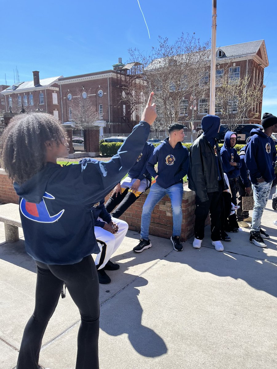 Karen Brown Williams (@klbwilliams) on Twitter photo I had the pleasure of visiting <a href="/HowardU/">Howard University</a> with some of my students. Our tour guide, Avery, was wonderful At the end, some of them said they can now envision themselves going to college. Perspective & exposure is everything <a href="/p2gqprincipal/">P2GQ Principal</a> <a href="/P2GQUEENS/">Pathways to Graduation P2G Queens</a> I had the pleasure of visiting <a href="/HowardU/">Howard University</a> with some of my students. Our tour guide, Avery, was wonderful At the end, some of them said they can now envision themselves going to college. Perspective & exposure is everything <a href="/p2gqprincipal/">P2GQ Principal</a> <a href="/P2GQUEENS/">Pathways to Graduation P2G Queens</a>