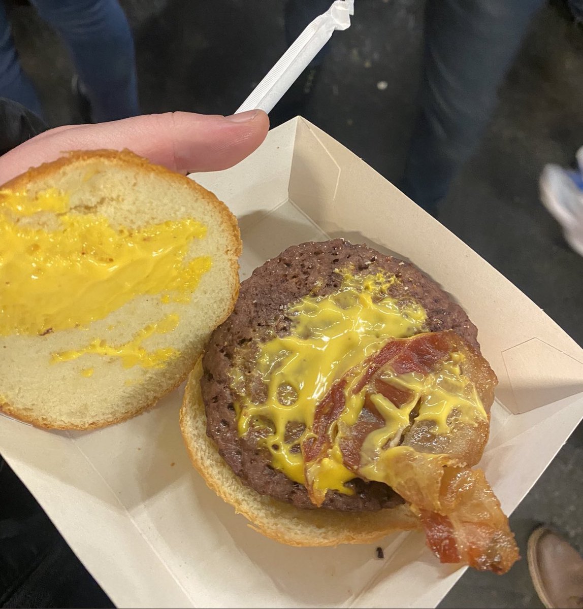 Bacon cheeseburger at West Ham United (<a href="/WestHam/">West Ham United</a>) 

💷 £8.50