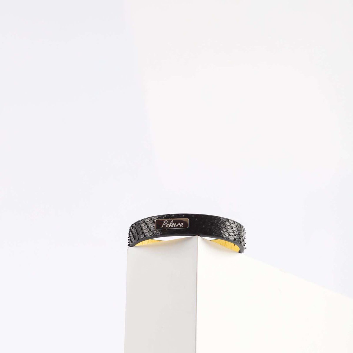 Pulsera_swar's tweet photo. بعض من اساورنا الجميله😻 https://t.co/mhKm8f9QFp