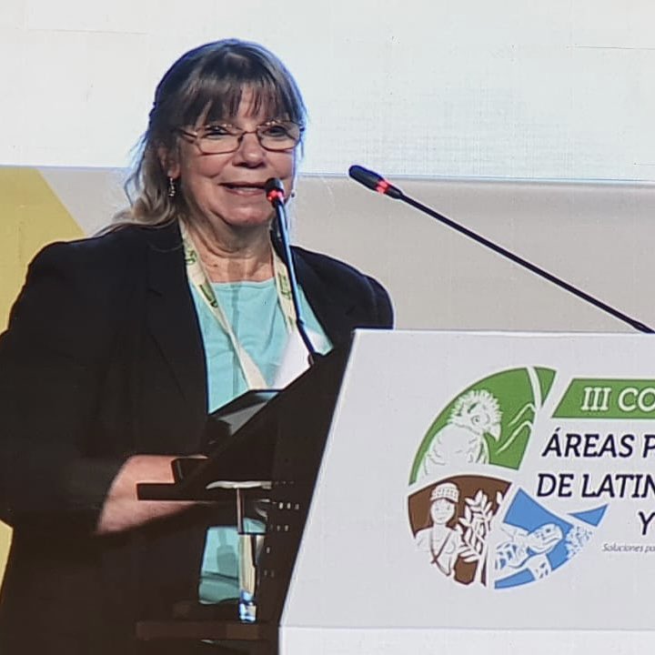 The conservation community mourns the untimely passing of Dr Kathy McKinnon, former chair of @IUCN World Commission on Protected Areas. We are deeply saddened by this tremendous loss. RIP @IUCN_WCPA