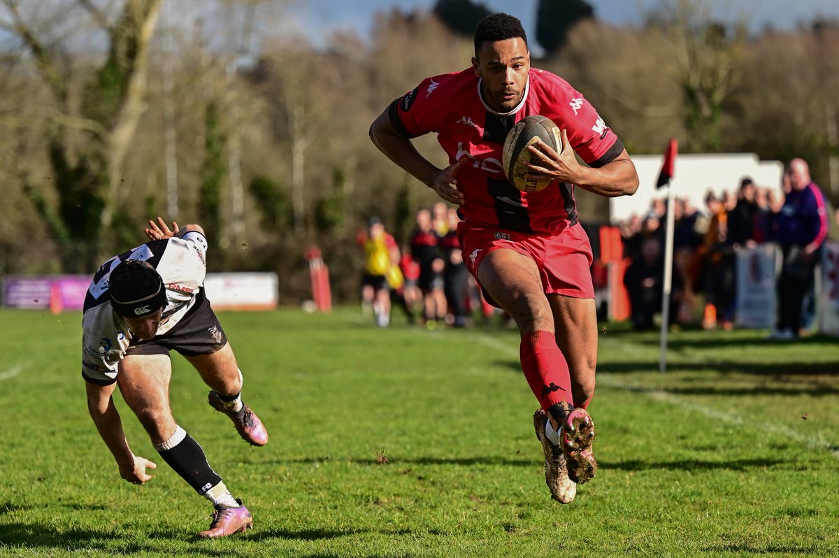 OldRedsRFC's tweet photo. ⬇️ Photos ⬇️

A close battle at Scotland Lane yesterday, here are 10 from the day 👌

📸 - @blowfish_photo

#UTR #winningways #thefacials https://t.co/soJAzhfZcP