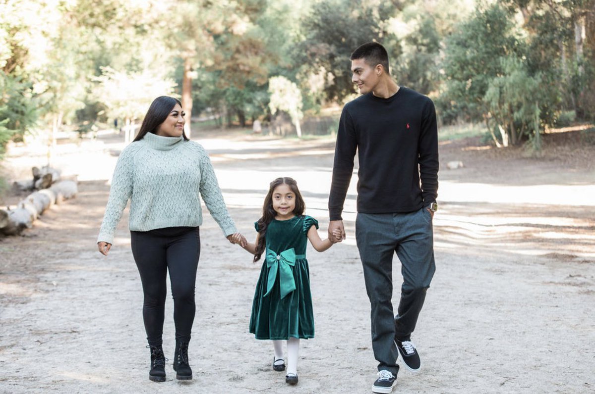 jamimartinez_'s tweet photo. crazy to think we have our own place now, we just got our family car &amp; we will be 5 years in july ♥️ I truly love the life we build for our family. https://t.co/9hPfNFDqbD