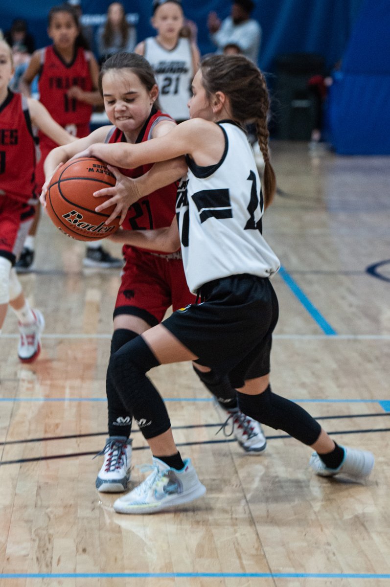 We're wrapping up with some 𝐟𝐢𝐞𝐫𝐜𝐞 competition here at Battle At The Hive. 

#BattleAtTheHive | 2023