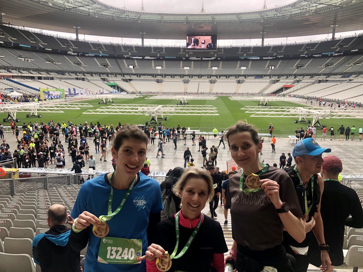 THOMASDAVIDNot's tweet photo. Fière d’avoir couru en 2h le semi-marathon aux couleurs de la Fondation des Notaires du Grand Paris #FNGP et de #notairesaufeminin.com
👉 Nous rassembler autour de #causes communes : l’urgence sociale, l’accès au droit pour toutes et tous et l’indépendance économique des #femmes https://t.co/RfhDQ3eGXb