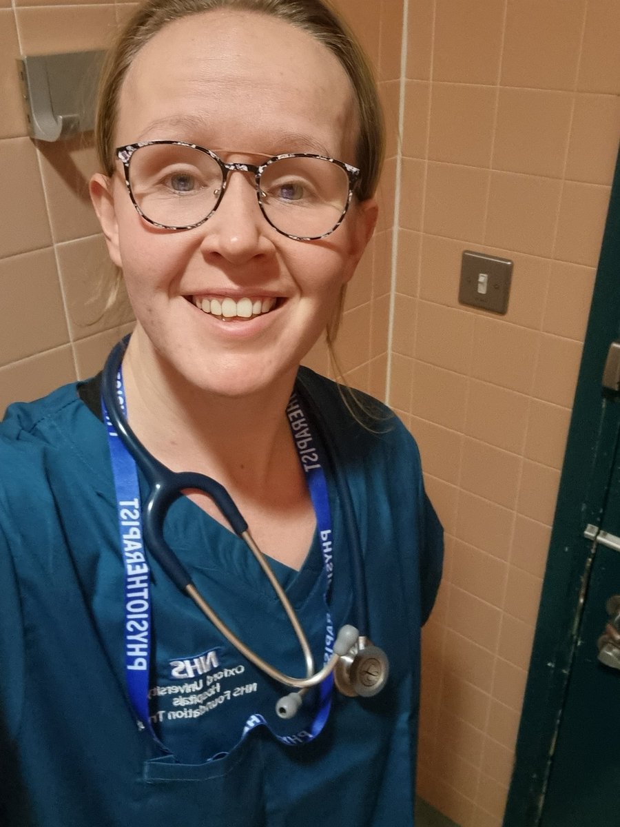 6 weeks into new job.... loving life and hopefully settling into the swing of things so much new to learn and my brain loves it! Geek at heart ❤️