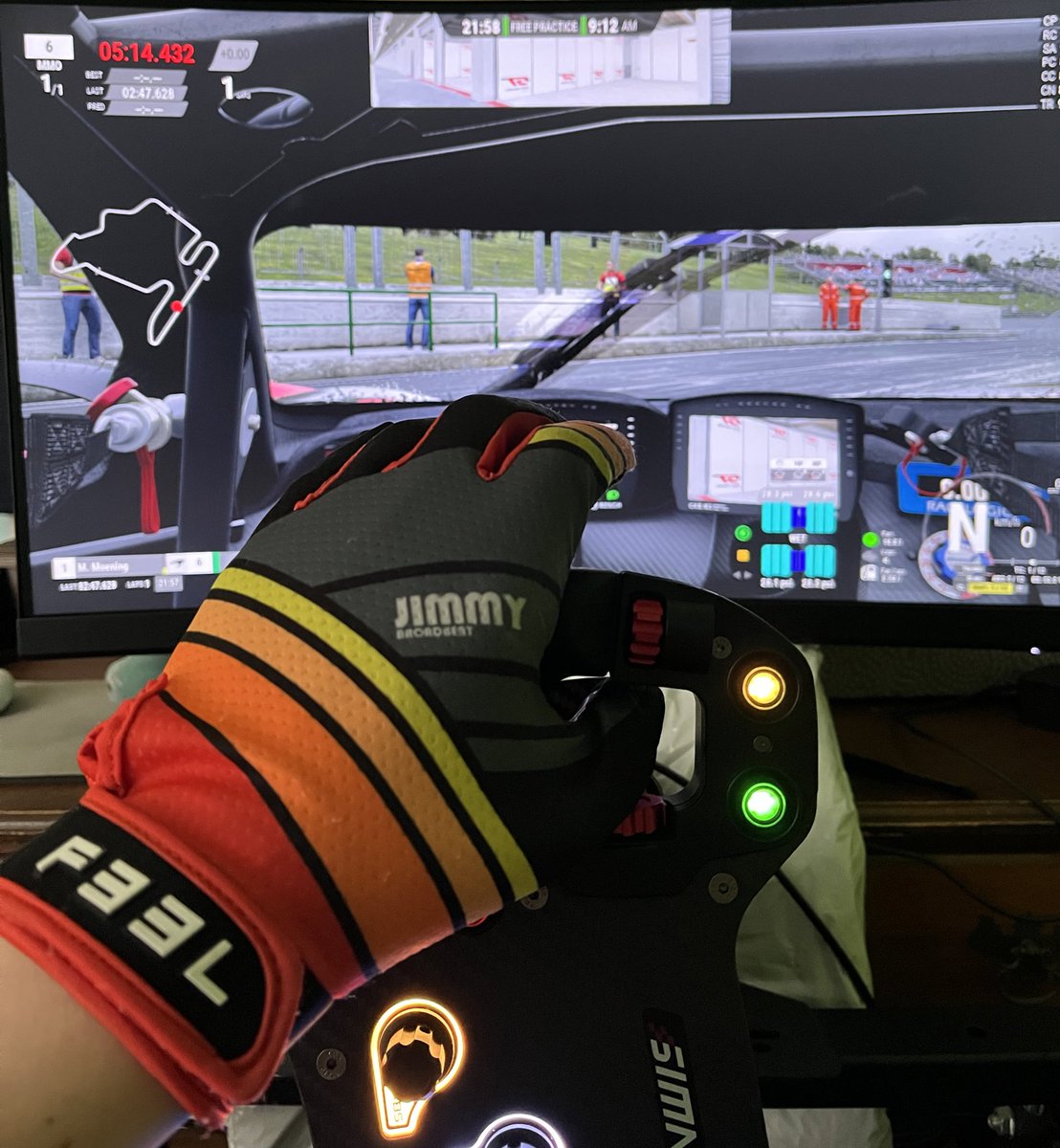 Wish me luck! Hoping to finish in the top half, but I’m happy to get this far!

Rocking the <a href="/JimmyBroadbent/">Jimmy Broadbent</a> merch for the extra speed