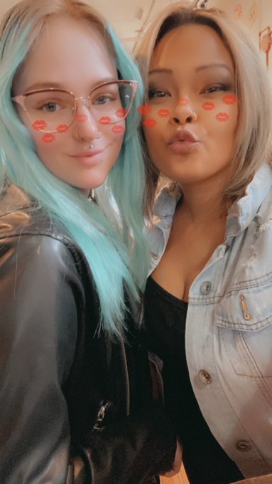 at the the festival today, start sending to pay our way ✨  alpha | domme | findom | lgbtq | cuck https://t