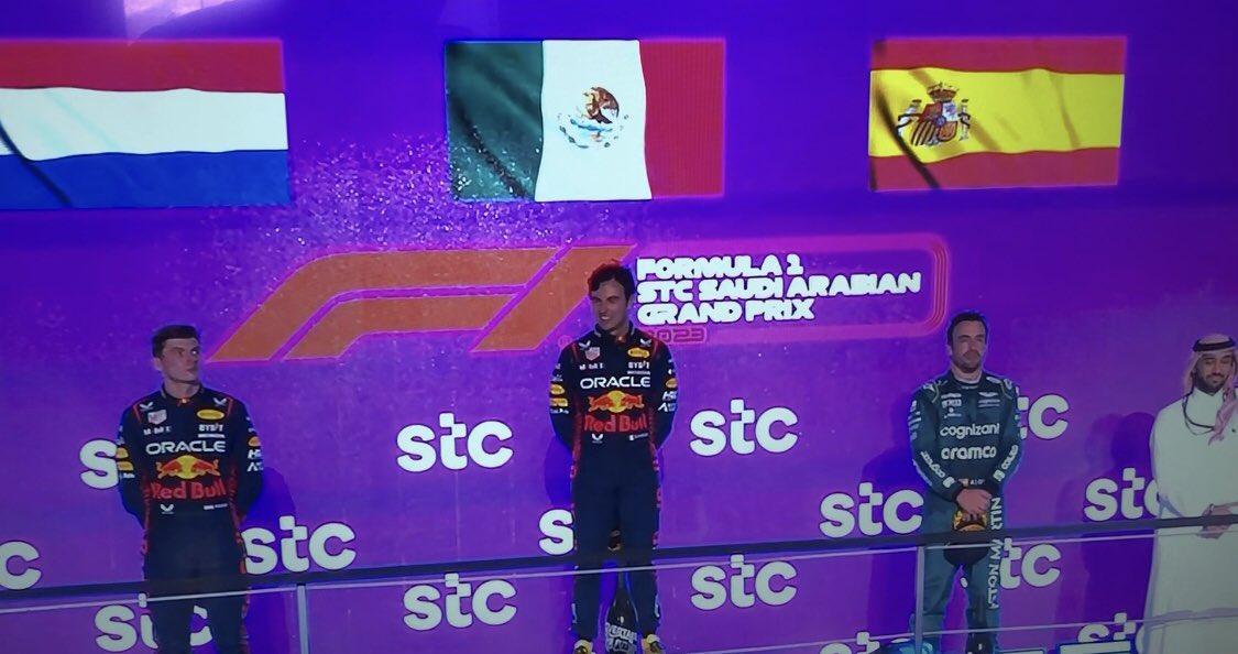 soyateneadeisla's tweet photo. ¡Felicidades @SChecoPerez, lo hiciste de nuevo! 🙌🏻

Una vez más pones el nombre de México 🇲🇽 muy en alto, coronándote como el gran campeón 🏆🥇del #SaudiArabianGP. ¡Estamos orgullosos de tu esfuerzo y constancia! https://t.co/HyMS5sMyyJ