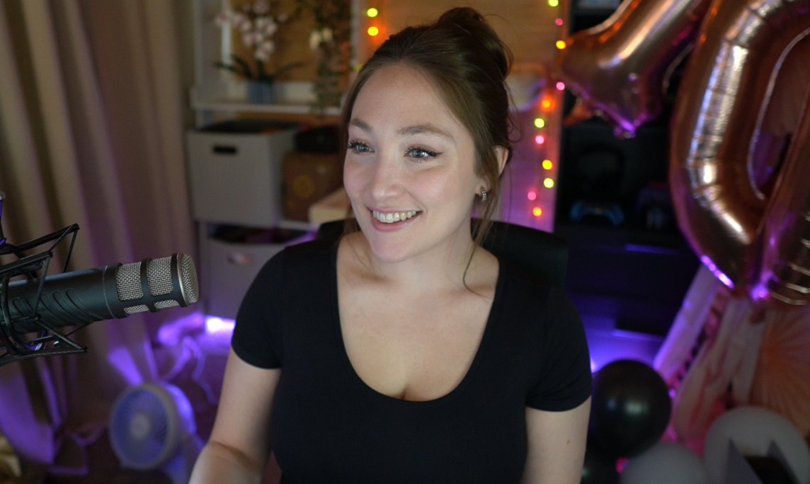 happy sunday! finishing OG Resident Evil 2 today?

cya soon: twitch.tv/julia_tv