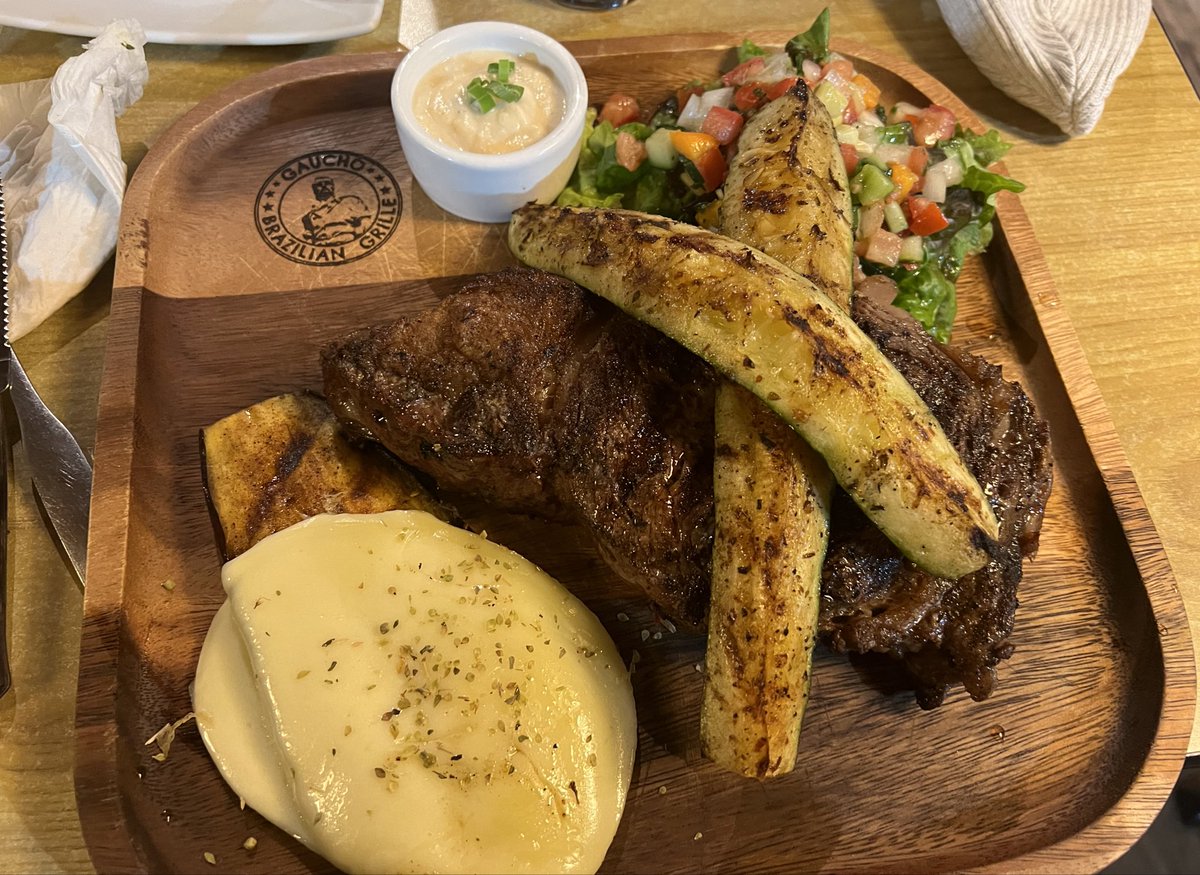 CoachShawnQuinn's tweet image. After a spirited practice yesterday &amp;amp; hosting a tremendous groups of recruits on campus it was great to break bread at a Blacksburg 🥩 house. Gaucho Brazilian Grille, has some of the best Ribeyes in the New River Valley. Always great to support #LocalSmallBusiness @HokiesFB #BBHS