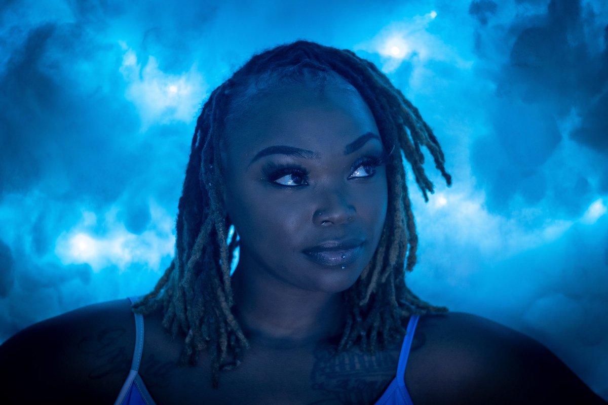 CHolmes_'s tweet photo. Going into outer space and capturing @MzhipzB ๐ธ ๐
#Houston #photography #soulproductions https://t.co/UM2UNk7FgH