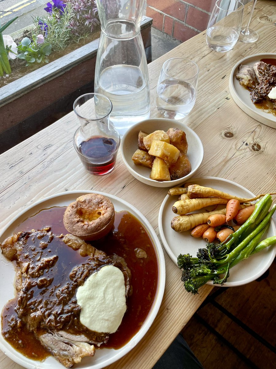 Tried the new roast offering at Bank today. Sourdough focaccia with whipped cod’s roe, miso &amp; sesame was a very good snack, followed by a very tender sirloin with braised oxtail, crème fraiche horseradish &amp; a delicious red wine gravy. Keen to try more of their menu after this!