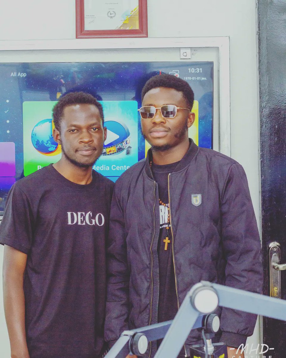landrypo1's tweet photo. Merci beaucoup pour l'invitation l'équipe 🙏🙏🥰 Kivu Stars dans l'émission #Starsweekend présentée par mon frère Joe Didas.
#wmardc #fasttv #lemicivoire #besmart #victorycompany #wmatv https://t.co/6pepvy1Orr