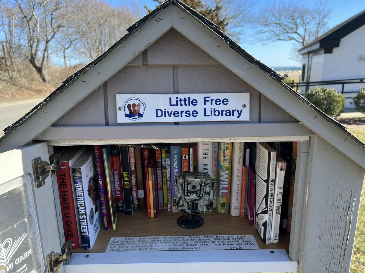 OpenshawAlice's tweet photo. @Janet_Reid Here’s my local #LFDL ❤️ https://t.co/qWhx2Gjh0J