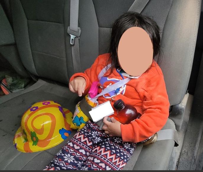 News4SA's tweet photo. On Thursday, agents found an abandoned child along the Rio Grande. Within a 20-hour time period, three unaccompanied children were abandoned by smugglers, according to the US Border Patrol RGV Sector. https://t.co/ZmqlZGLMRf https://t.co/g1Qo7gC6al