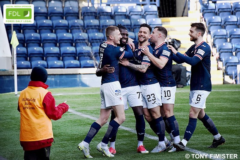 RaithRovers's tweet photo. All six in pics 📷

Ecstatic Isma scores after just 4 minutes

📸 by @nmurrayphotog, Tony Fimister &amp; @JimFoy7

🧵 1/6 https://t.co/7jKzT2evWM