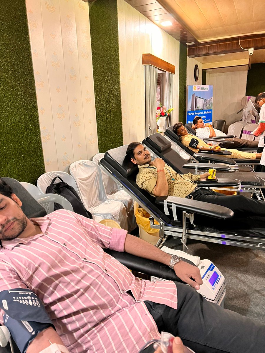 YogaBadlapur's tweet photo. #health and #wealth
Today Sunday, March 19, 2023, #AYNI and #KBSS'#Free #HealthCheckup, #EyeCheckup #BloodDonationCamp was #organized. About 400 citizens visited it and 100 citizens benefited from it. 36 people did blooddonation.Citizens responded to this camp https://t.co/3XSr8IRmog