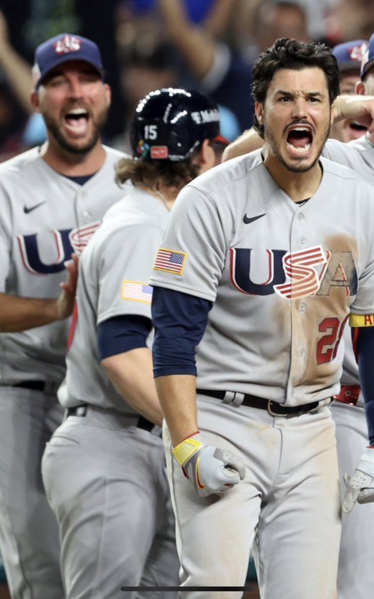 Darren Fenster tweet media