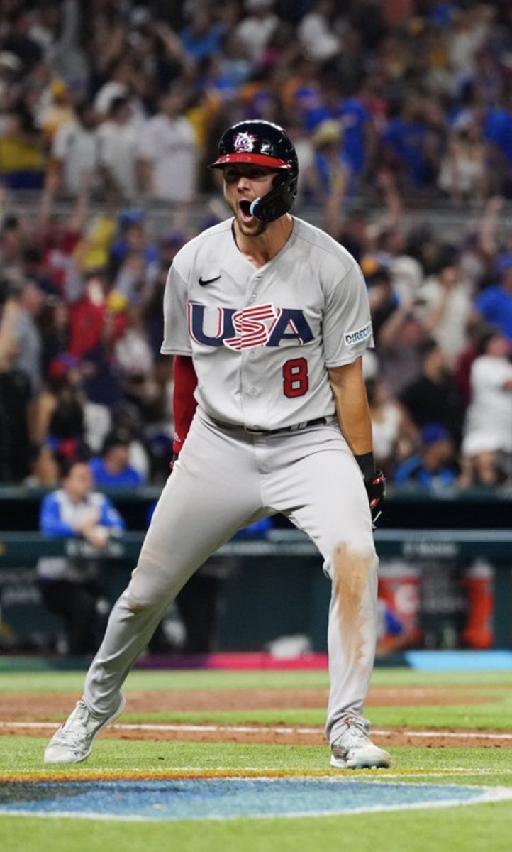 Darren Fenster tweet media