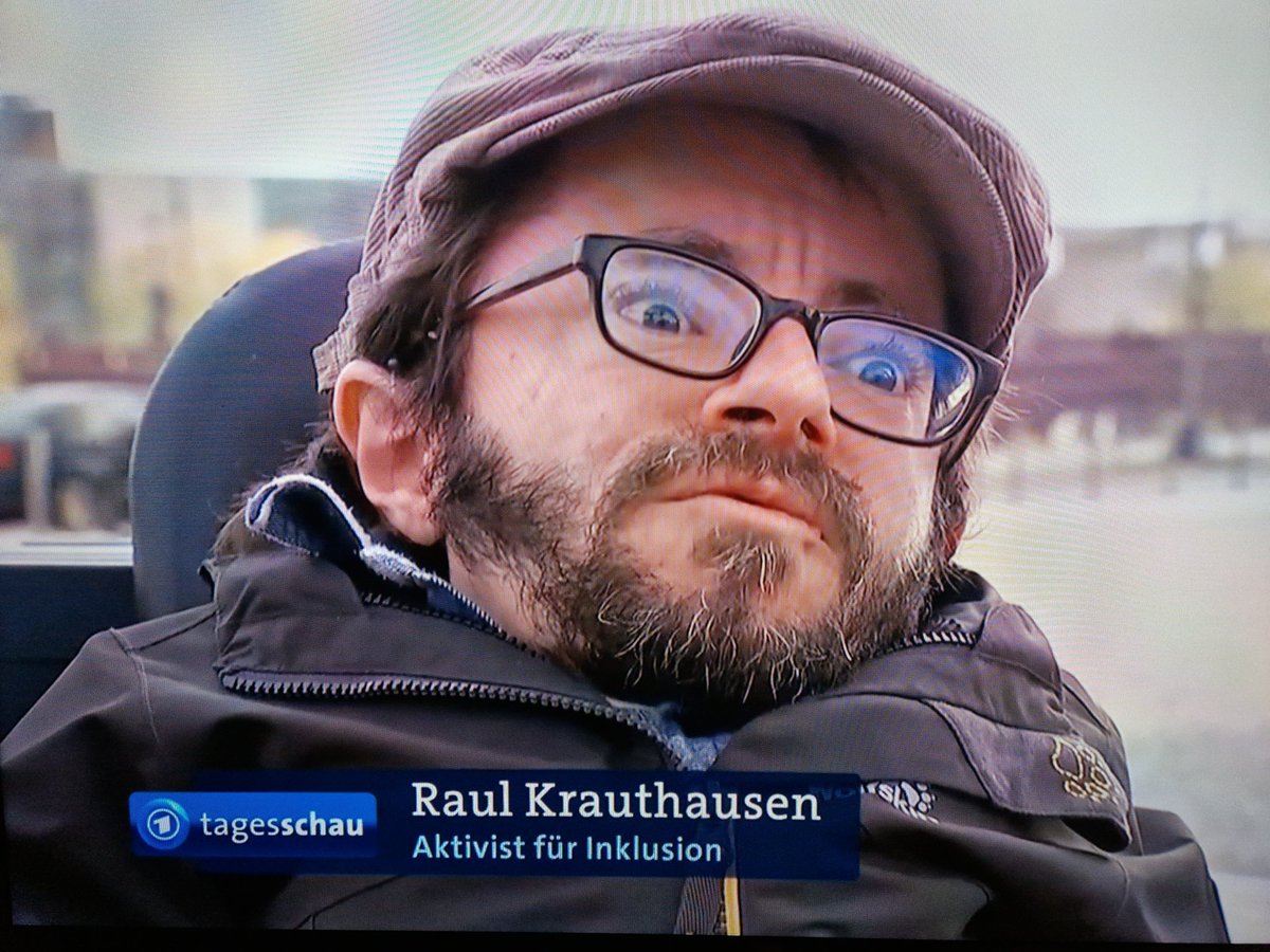 onkeltueta's tweet photo. Glückwunsch zu deinem Auftritt in der Sonntagsausgabe der Tagesschau, Raul Krauthausen! @raulde https://t.co/fznxPqd2nr