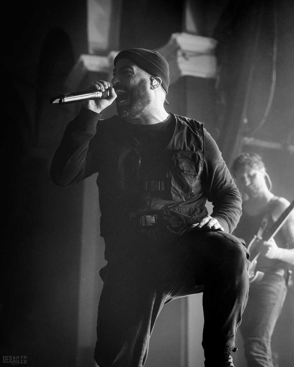 Did you already checked out our coverage for <a href="/Erra_Band/">ERRA</a> at the <a href="/FelsenkellerLE/">Felsenkeller Leipzig</a> in Leipzig, GER!?

If you haven’t yet… gallery &amp; review are up on our website!

derailedmedia.com/erra-gallery

Follow us for more!
linktr.ee/derailedmedia

📸: <a href="/NickyHdezPhoto/">Nicky Hernández</a>