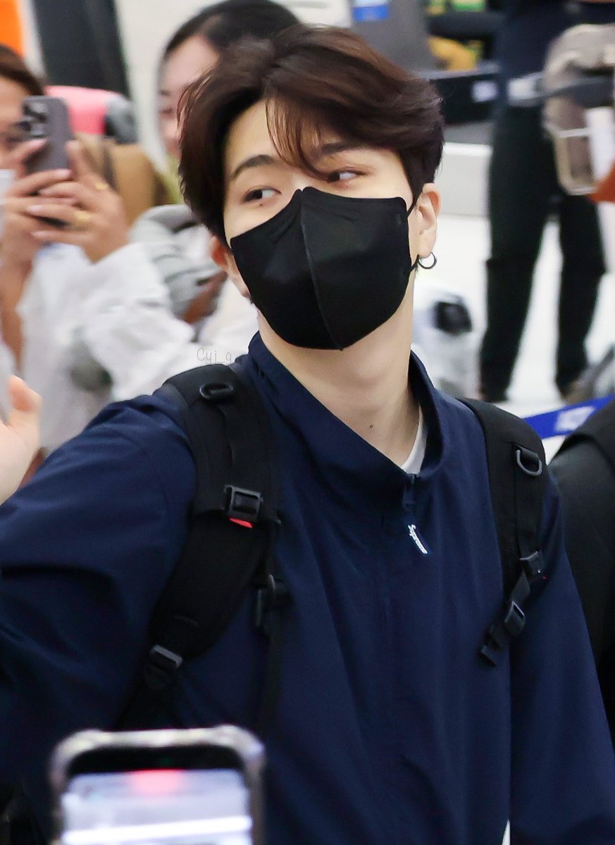 เดินทางปลอดภัยครับ
ไว้เจอกันใหม่💕
#YOUNGJAExKCON2023THAILAND
#YOUNGJAE <a href="/GOTYJ_Ars_Vita/">N</a>