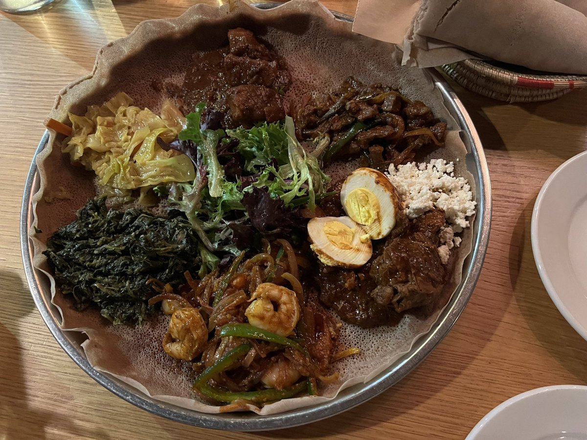 ChineseFoodPor1's tweet photo. #restaurant memory ~ #Ethiopian #food , very delicious and #healthy! #foodie #eatingout #eating #dinner #meal #lunch #bread https://t.co/boRSx5Jv9x