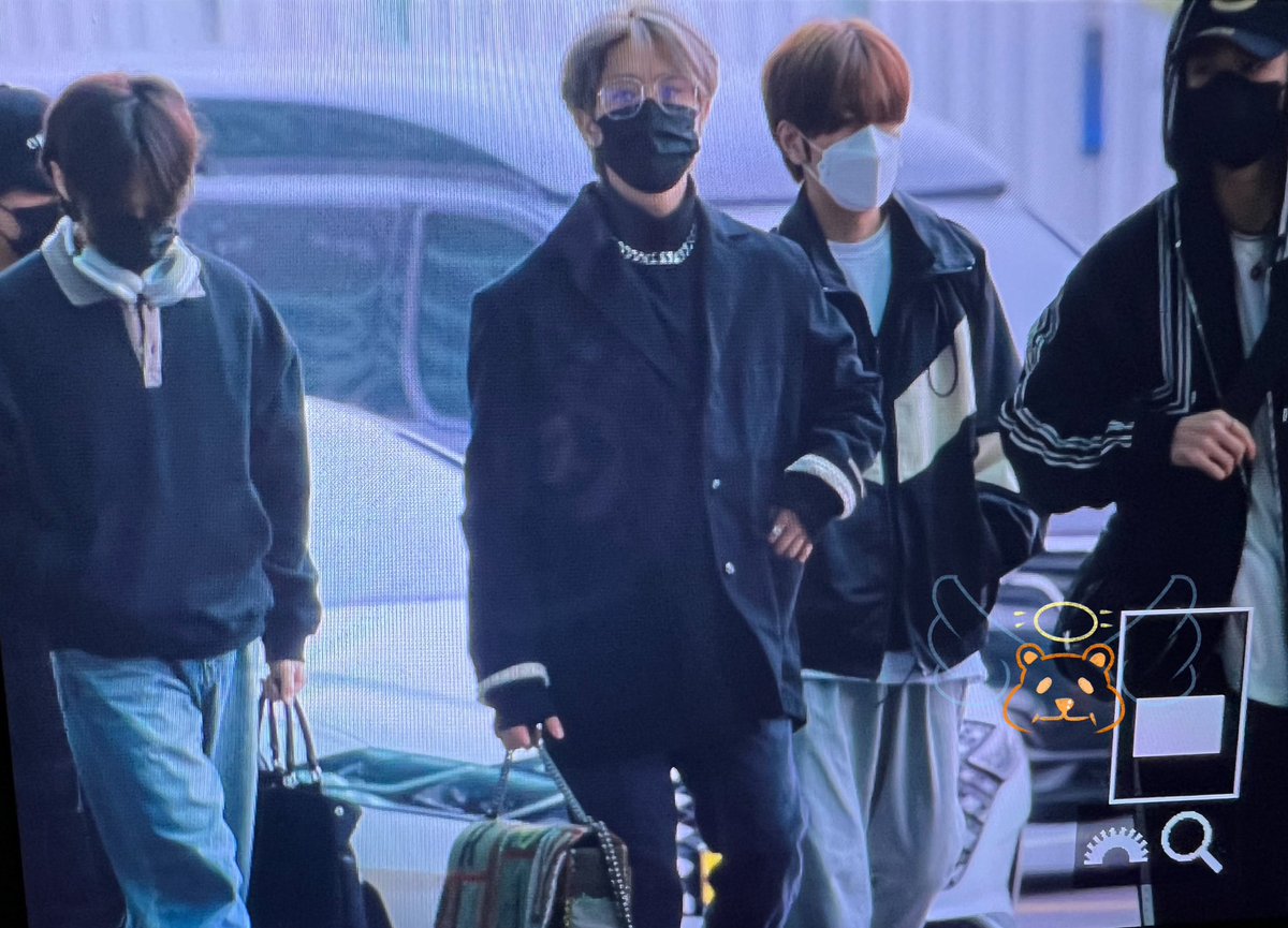 HealingAngel914's tweet photo. 230320   ICN🛫 
😦
#HAN #hanjisung #jisung #StrayKids             #Stay #한지성 #한 #스트레이키즈             #スキズ #ハン https://t.co/ut3Tg0YLCj