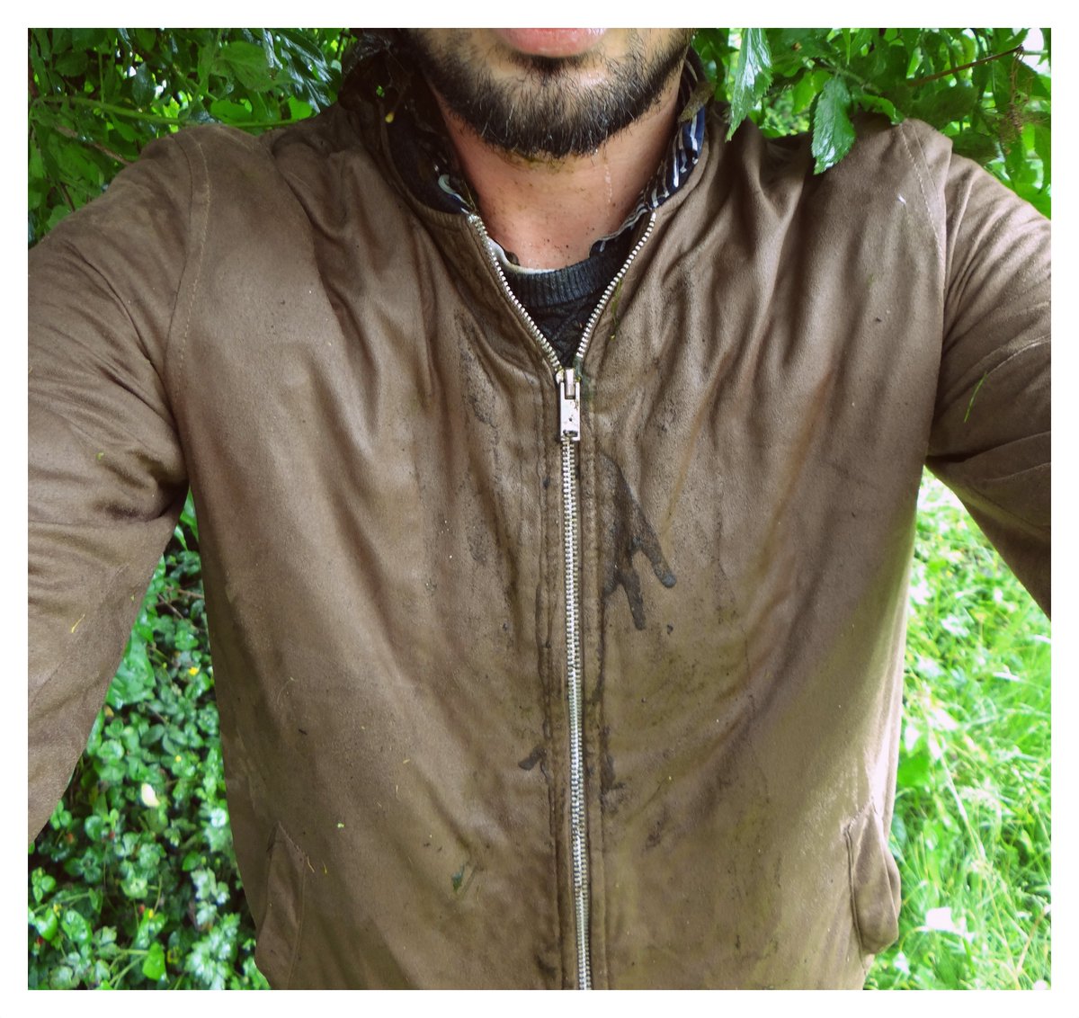 LrWetshirt's tweet photo. Muddy and wet fun in the garden 😘
#preppyclothes #wam #muddyclothes #wetclothes #ralphlaurenshirt #wetsweater #WetPants #wetshirt https://t.co/sDtcwkGYg7