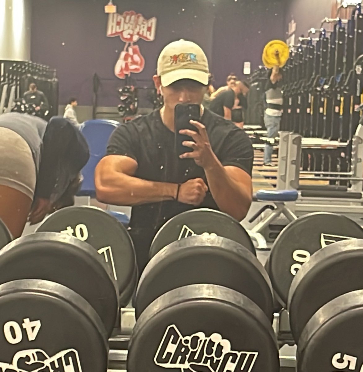 athletic spectacle, did 270lbs bench. 😋
W gamertime