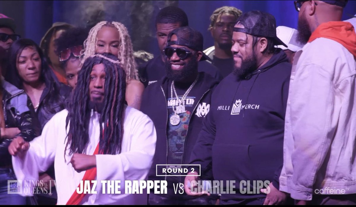 SaulTNutzz's tweet image. Naahh benji lolo lookin like Martin when he joined the cult 😂😂😂 #KvQ4