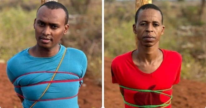 Mareegonline's tweet photo. A military court in Baidoa executed two men on Sunday morning after they were found guilty of capital offences. Mohamed Abdi Noor and Abadir Isaaq Noor were killed by a firing squad for the murder of a police officer and the murder of one's wife, respectively.
#Somalia https://t.co/v2hE4aKaFu